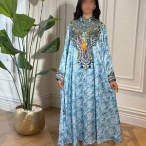 لبسة تخرج دانتيل – أسود × ذهبي