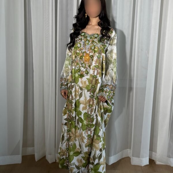 5942cd65-7246-4bf9-88f8-dd2ddd5b48d0 SDg مع خياطه