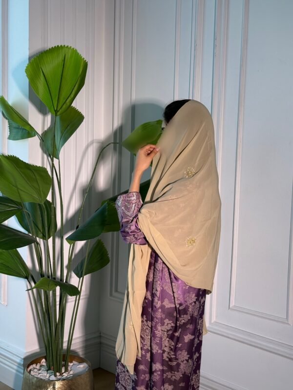 be22e0b0-d23d-44ff-ad9b-f1e83bd8b584 L9